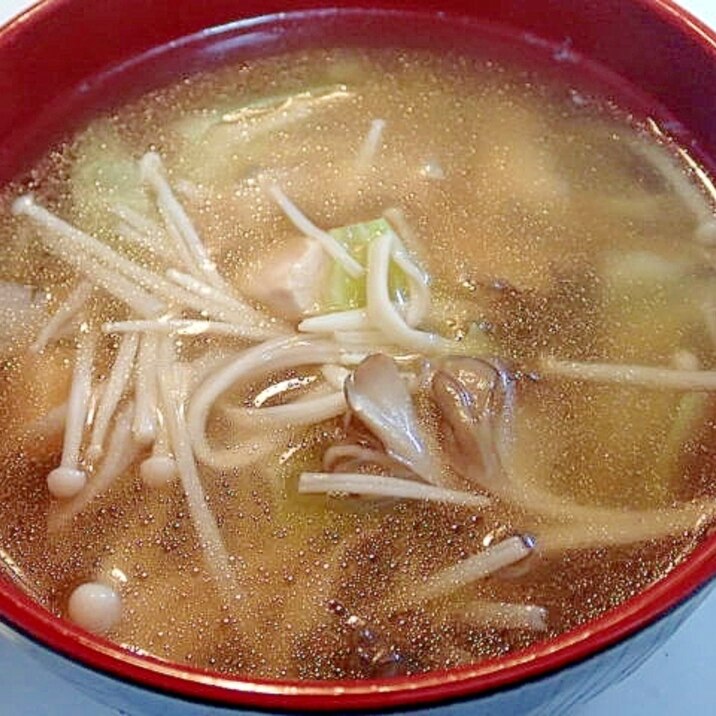 ❤鶏肉*きのこ*キャベツの中華スープ❤